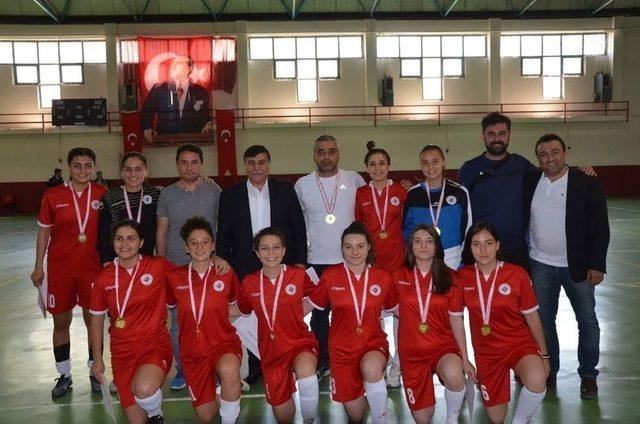 Futsal Lig’de Ankara Ve İzmir Finale Yükseldi