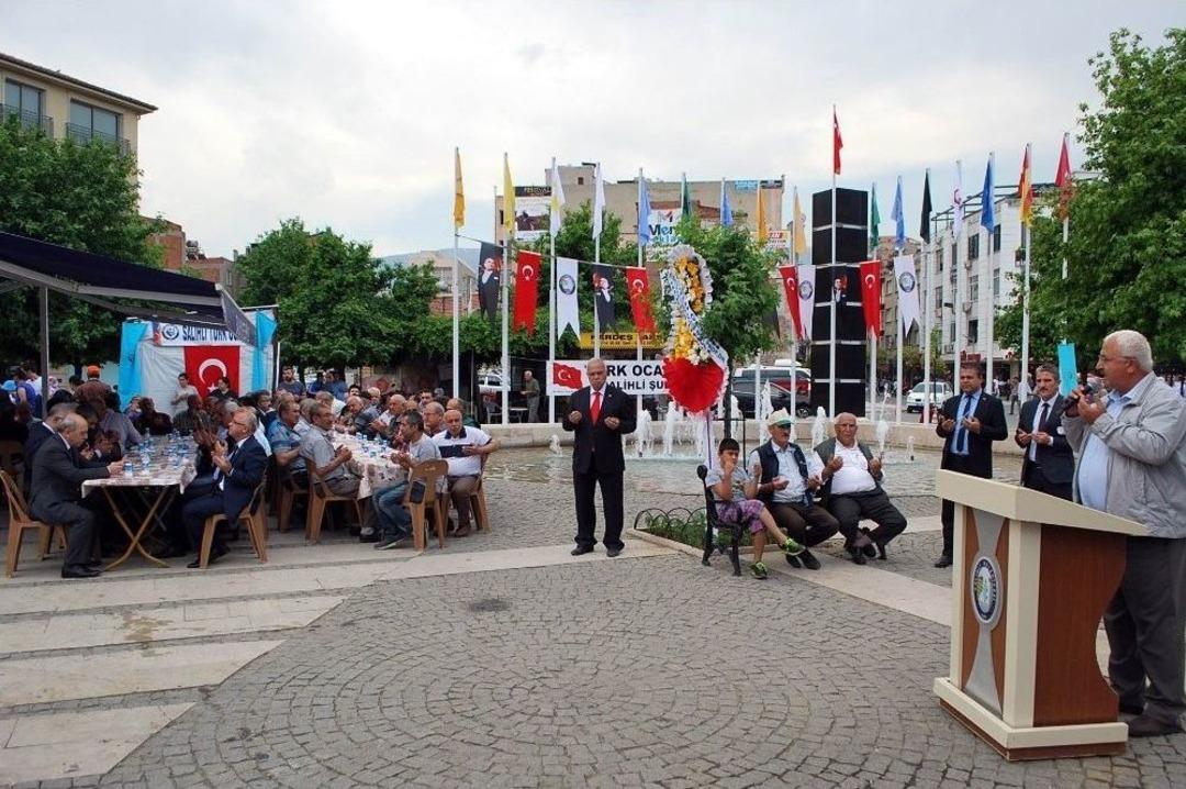 Salihli&rsquo;ye İki Yeni Meydan