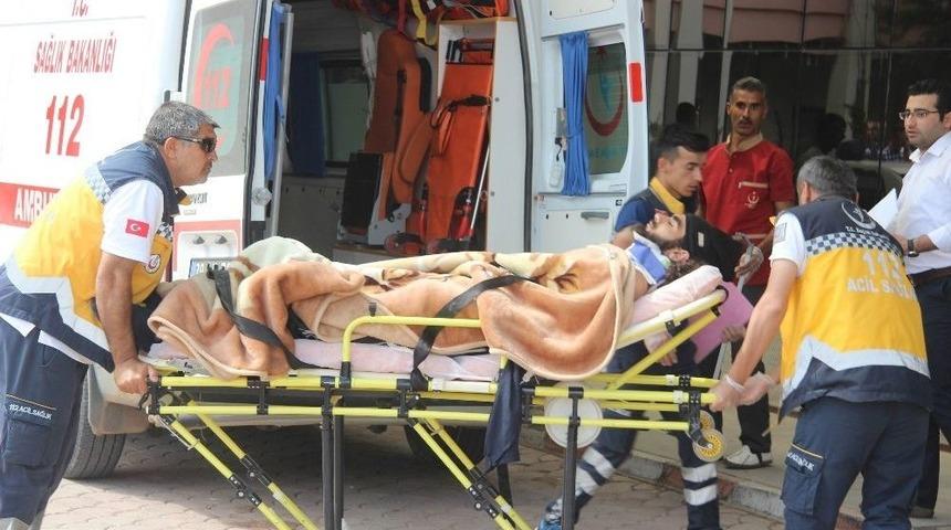 Suriye&rsquo;deki &Ccedil;atışmalarda Yaralanan 5 Kişi Kilis&rsquo;e Getirildi