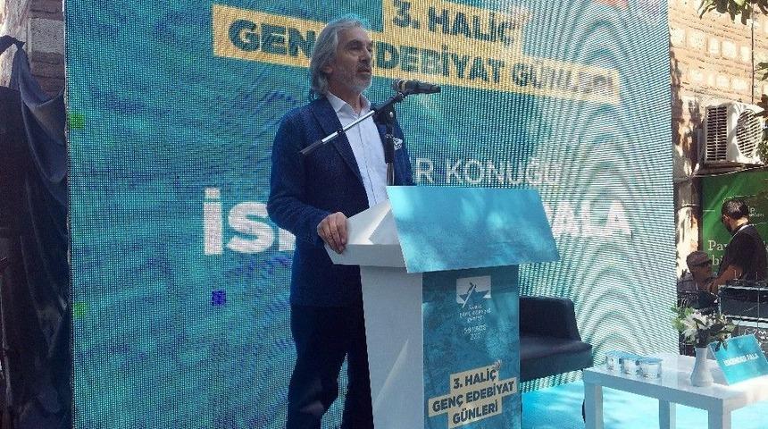 Yazar İskender Pala&rsquo;dan Gen&ccedil;lere &rsquo;beni Tarihe G&ouml;m&uuml;n&rsquo; &Ouml;ğ&uuml;d&uuml;