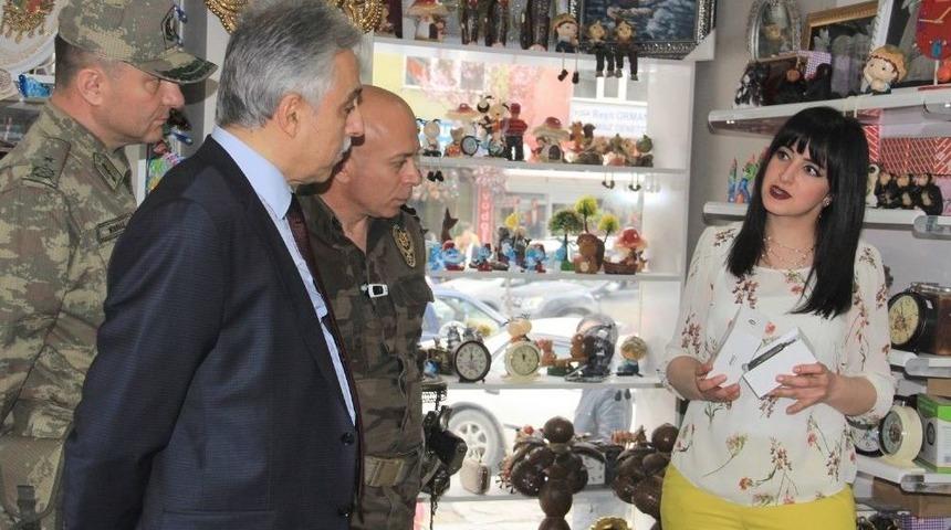 Vali Toprak&rsquo;tan Esnaf Ziyareti