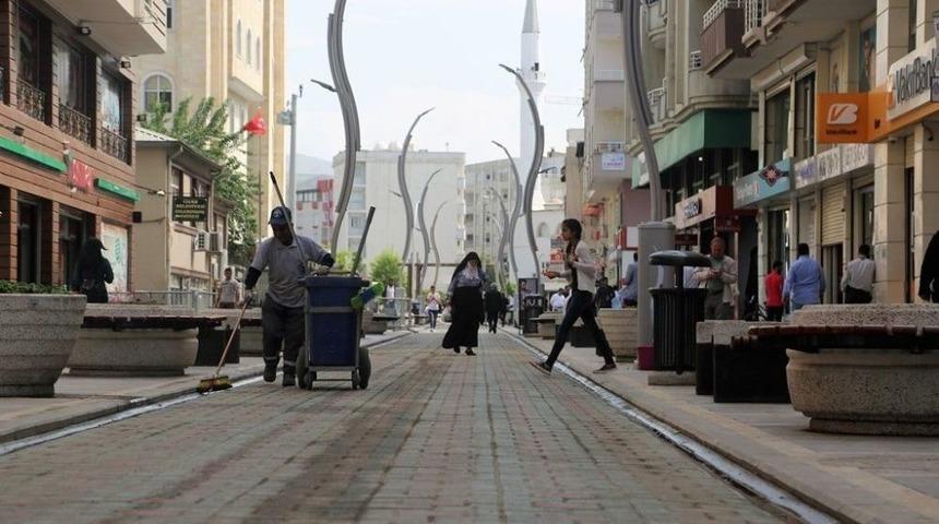 Cizre Belediyesinden Temizlik Seferberliği