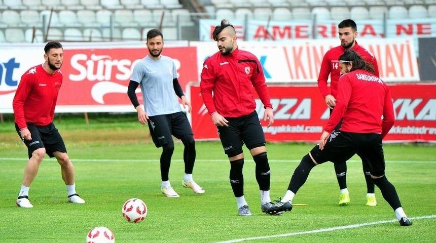 Samsunspor, Giresunspor Ma&ccedil;ı Hazırlıklarını S&uuml;rd&uuml;rd&uuml;