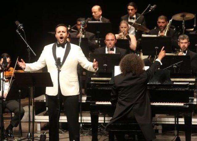 Opera Aryaları, Azeri Türkülerle Buluştu