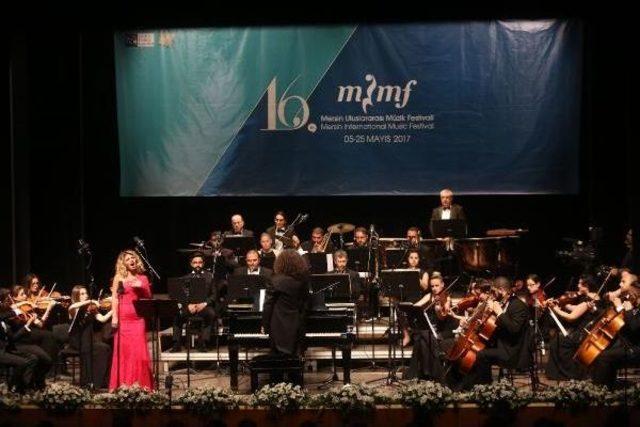 Opera Aryaları, Azeri Türkülerle Buluştu