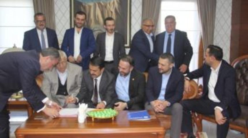 Nevşehir&rsquo;de Okul Ve Cami Yapımı İ&ccedil;in Protokol İmzalandı