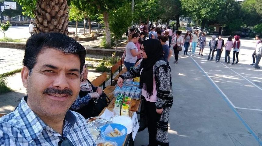 &Ouml;ğrencilerden Renkli Hıdırellez Şenliği