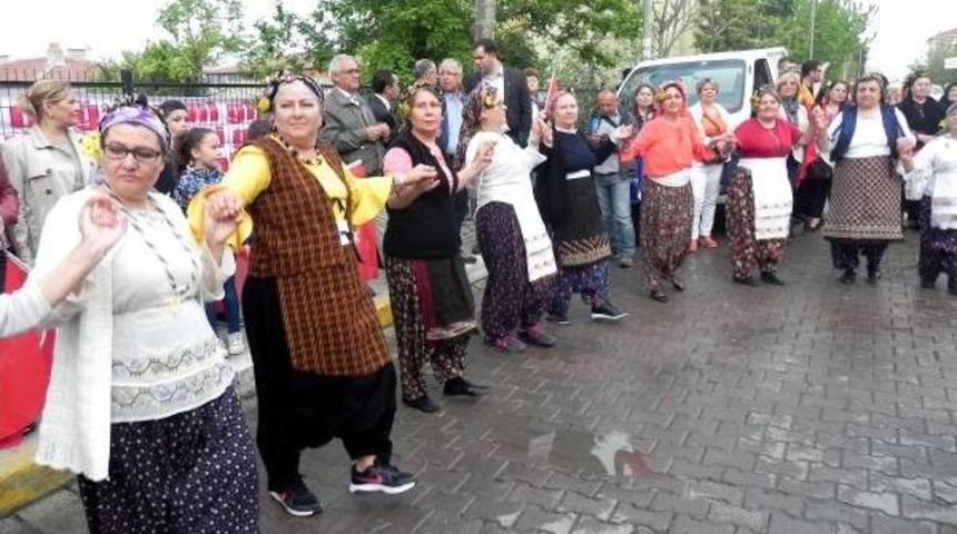 Hıdrellez Coşkusu Sokağa Taştı