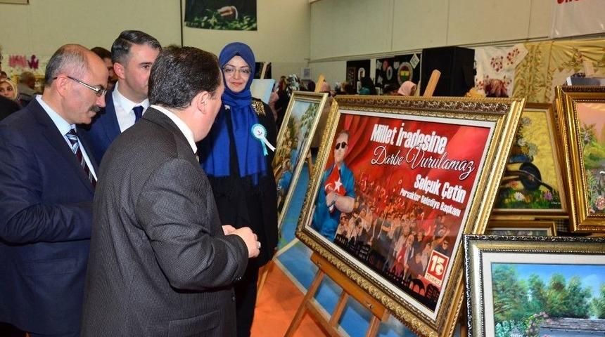 Pursaklar&rsquo;da 8. El Sanatları Sergisi A&ccedil;ıldı