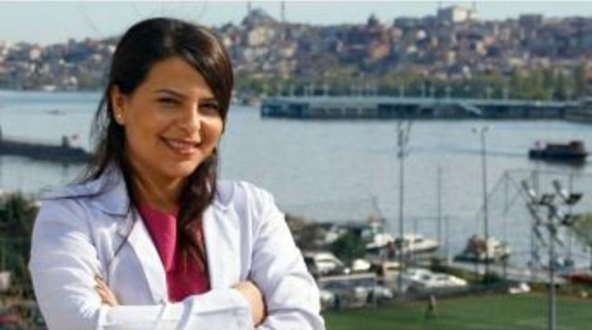 Sa&ccedil; D&ouml;k&uuml;lmesi Kadınları Da Vuruyor