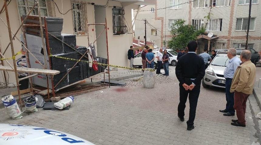 (&ouml;zel Haber) Polis Memuru, Park Kavgasında Komşusunu Vurdu