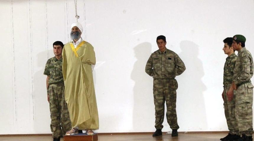 Erciş&rsquo;te Tiyatro G&ouml;sterisi