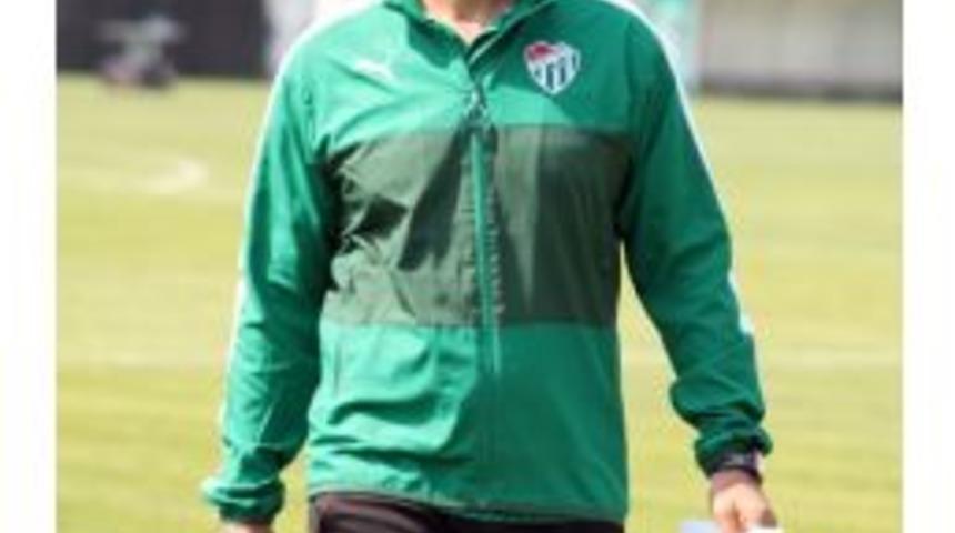 Bursaspor Adnan &Ouml;rnek İle İlk Ma&ccedil;ına &Ccedil;ıkıyıor