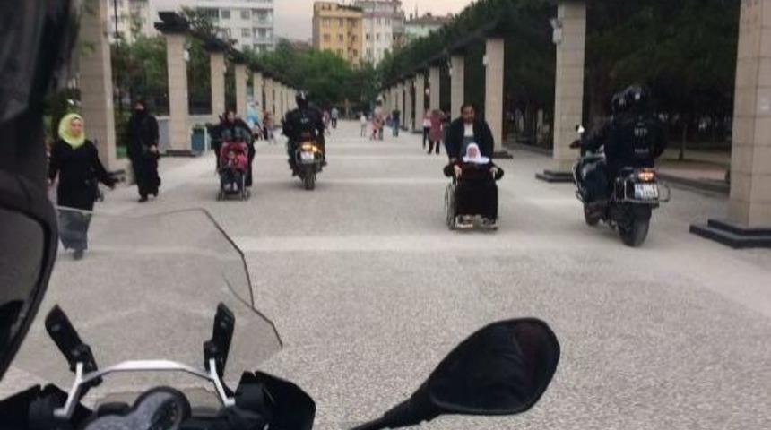 Bursa'da Polisten Huzur Operasyonu