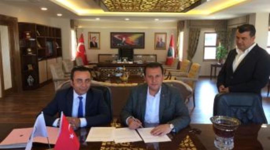 Menderes&rsquo;in Sahil B&ouml;lgesine Sağlık Hizmeti