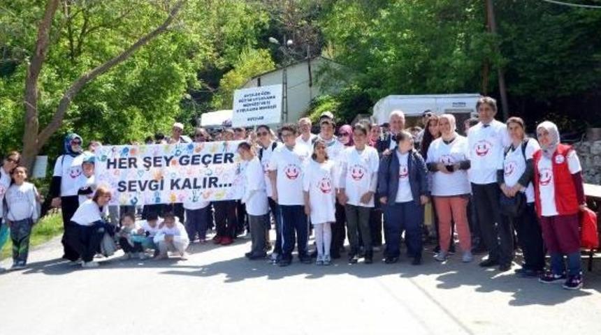 Engelli &Ouml;ğrenciler &ldquo;&Ouml;zeliz, Sporla G&uuml;zeliz&rdquo; Projesi Ile Doğada Y&uuml;r&uuml;d&uuml;