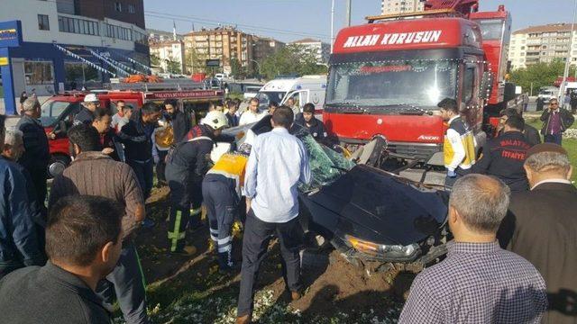 Malatya’da Trafik Kazası: 1 Ölü 2 Yaralı