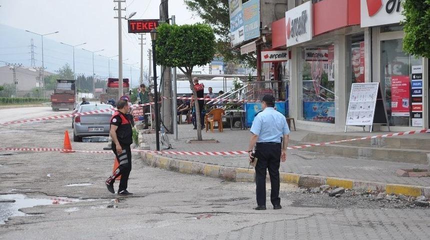 E-5&rsquo;te Bırakılan Ş&uuml;pheli &Ccedil;anta Paniğe Neden Oldu