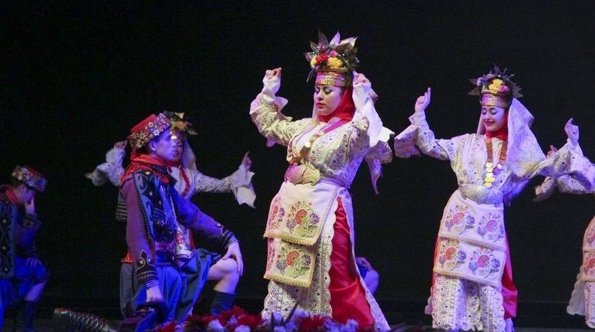 Down Sendromlu Zeybekler G&ouml;steride