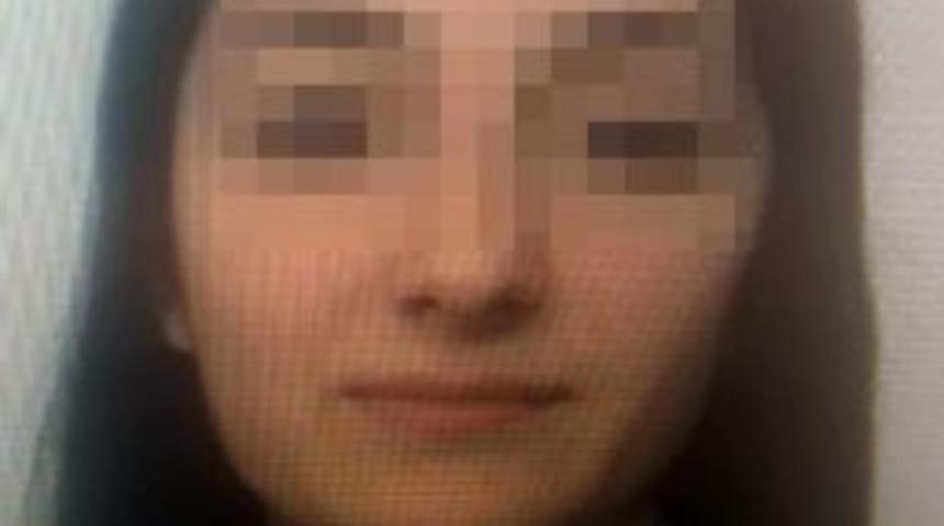 Fet&ouml; &Uuml;yeliğinden Arama Kararı Bulunan Kadın Hakim Teslim Oldu