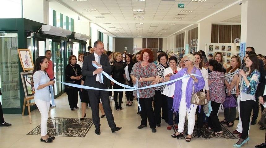 ’çizginin Gücü Renklerin Dansı’ Sergisi