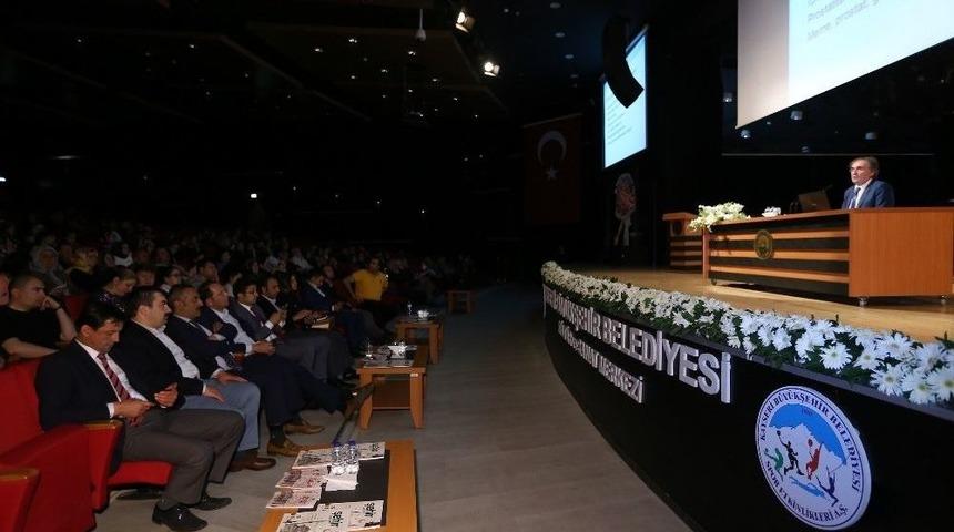 Sara&ccedil;oğlu, Kayseri&rsquo;deki Takip&ccedil;ileri İle Bir Araya Geldi