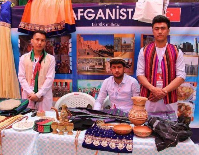 Sivas ta Yabancı &Ouml;ğrencilerden Y&ouml;resel Sergi 2