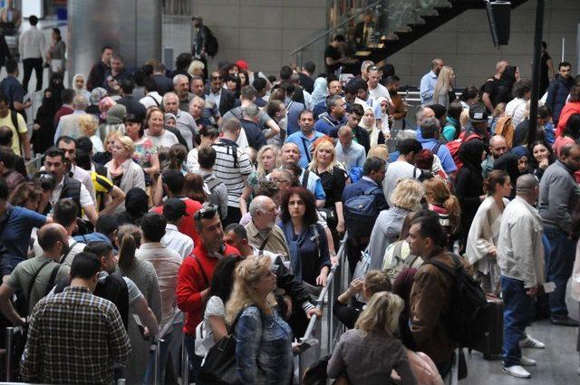 Gümrük Kapılarında Yoğunluğu Azaltacak Uygulama Test Aşamasında