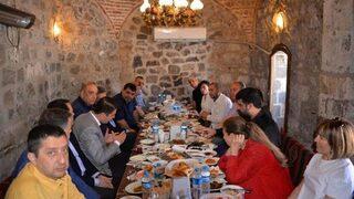 Turizmcilerden Diyarbakır Daveti