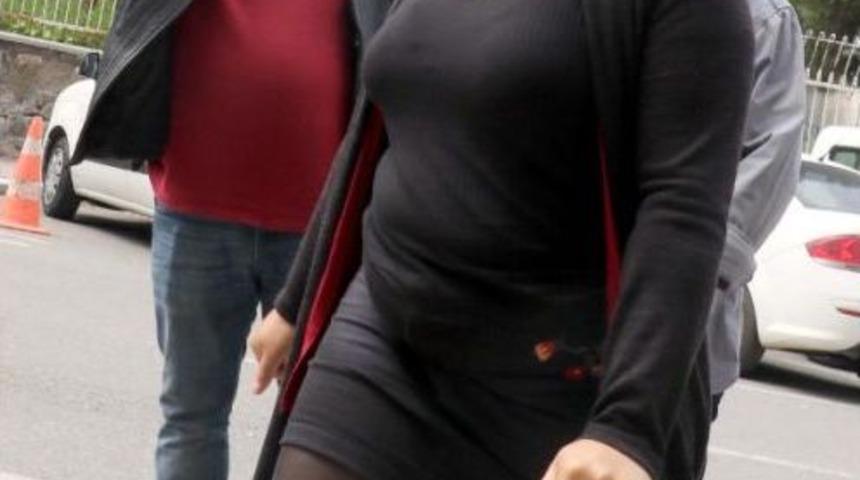 Otostop Yapan Kadınlara Idari Işlem Yapıldı