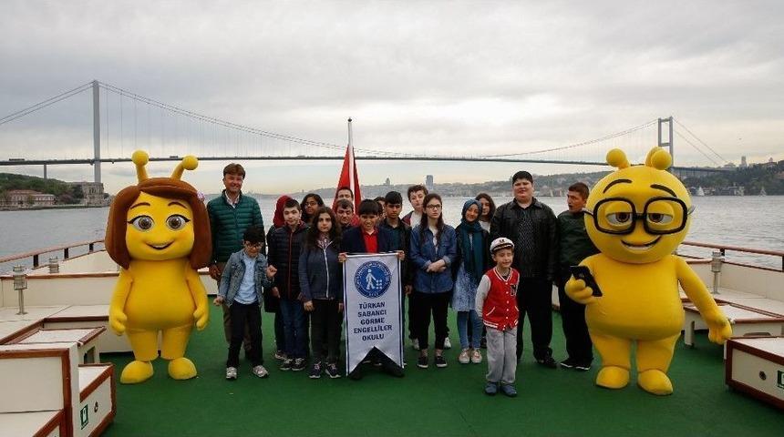 G&ouml;rme Engelli &Ccedil;ocuklar Boğazın Tarihi G&uuml;zelliklerini Dinlediler