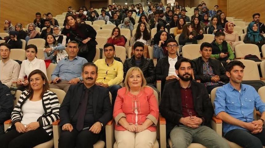 Ai&ccedil;&uuml;&rsquo;de Erasmus Toplantısı