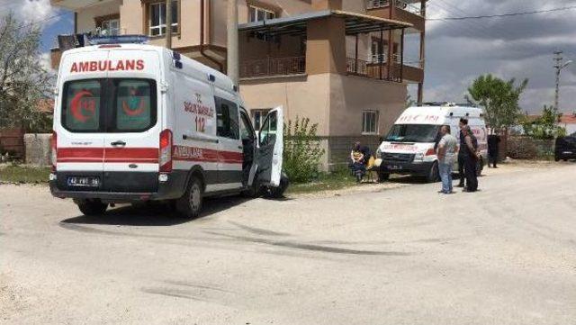 Konya'da Hasta Almaya Giden Ambulans Kaza Yaptı: 3 Yaralı