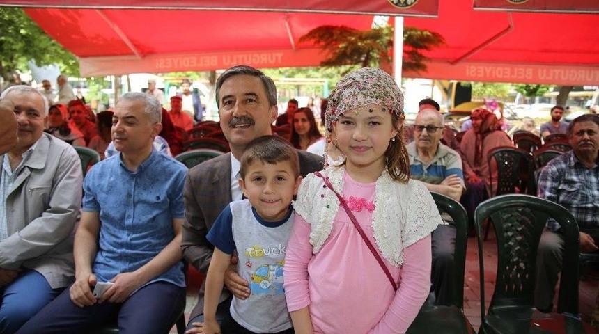 Tohumlar Gelecek Nesil İ&ccedil;in El Değiştirdi