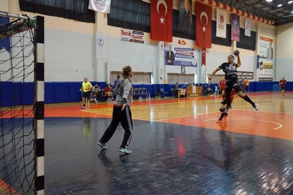T&uuml;rkiye Kadınlar Hentbol S&uuml;per Ligi