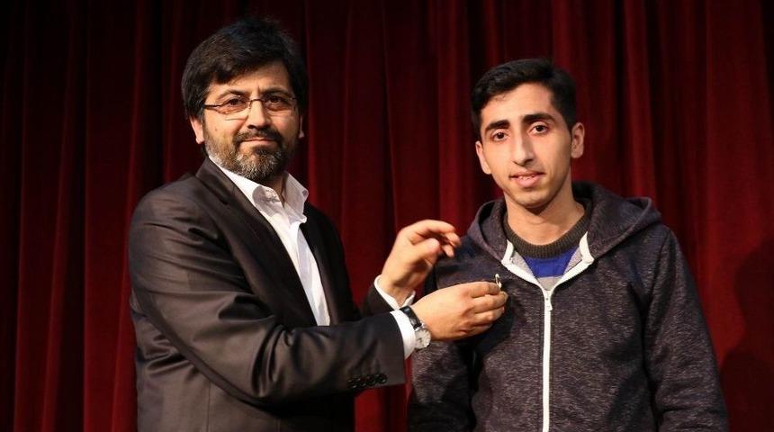 Ufka Yolculuk Yarışmasında Dereceye Girenlere &Ouml;d&uuml;lleri Verildi