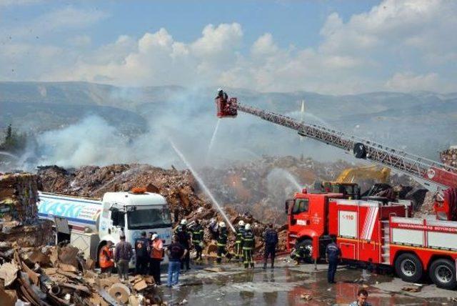 Kahramanmaraş'ta Atık Kağıt Fabrikasında Yangın