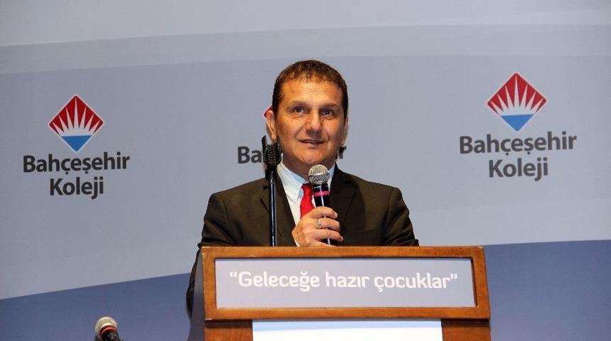 &ldquo;oyun &Ccedil;ocukların D&uuml;nyaya Sunduğu M&uuml;fredattır&rdquo;