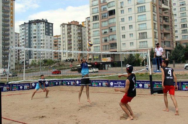 Okullar Arası Gençler Plaj Voleybolu İlk Kez Kayseri’de