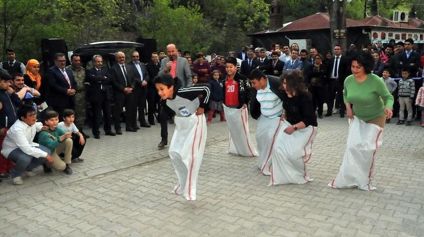 Akşehir Belediyesi Geleneksel Hıdrellez Etkinliği Yoğun İlgi G&ouml;rd&uuml;