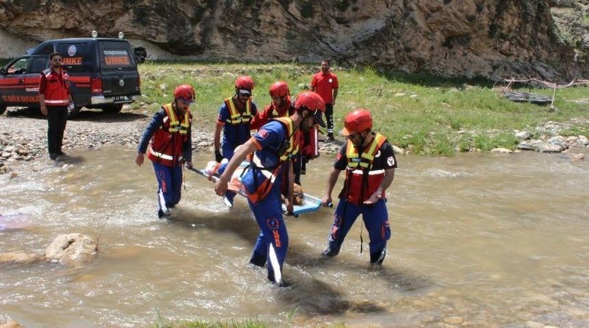 Umke&rsquo;den Nefes Kesen Kurtarma Tatbikatı