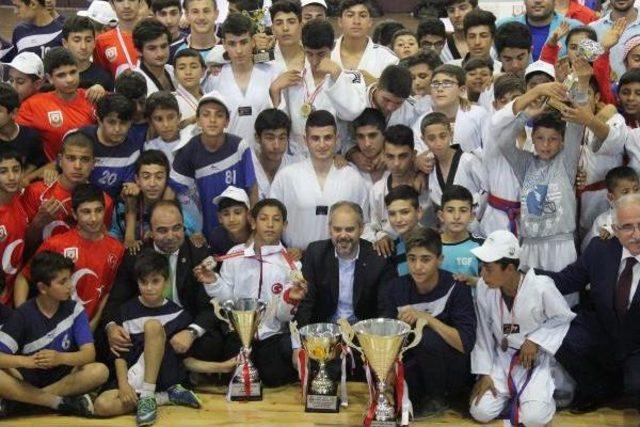 Bakan Kılıç: Atatürk Barajı nda Su Sporları Yapılacak (2) 2