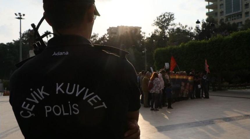 Adana&rsquo;da Deniz Gezmiş Ve Arkadaşları Anıldı