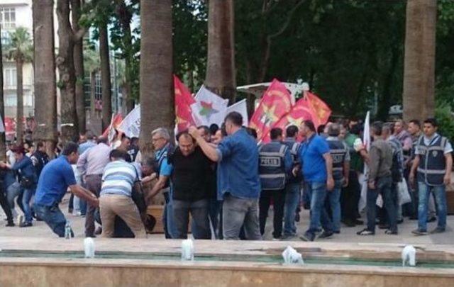 Denizli'de Izinsiz Eyleme Polis Müdahalesi; 34 Gözaltı