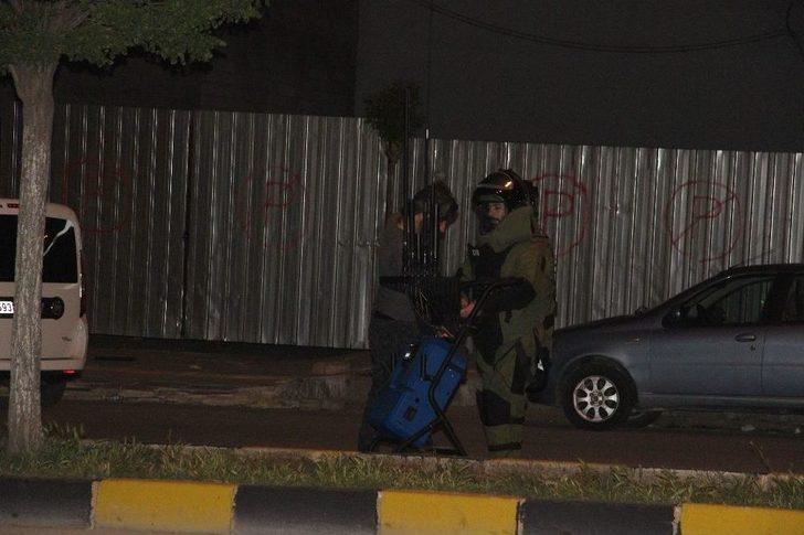 Kaldırımdaki Şüpheli Poşetten Çöp Çıktı G3