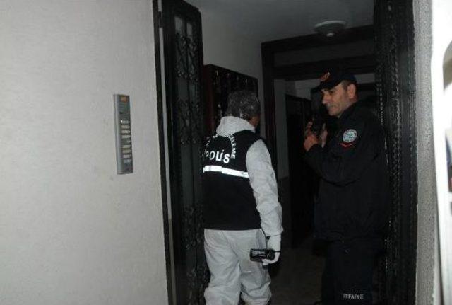 Yangında, Dumandan Zehirlenip &Ouml;ld&uuml; 1