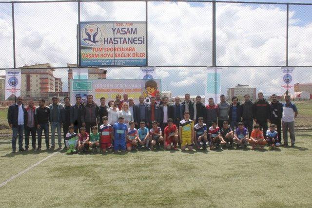 Minikler Futbol Şenliği Başladı 2