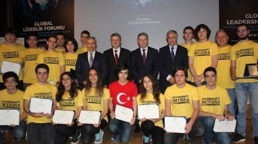 Kktc Cumhurbaşkanı Akıncı: Barış Şarkıları S&ouml;ylenmesini Arzu Ediyoruz