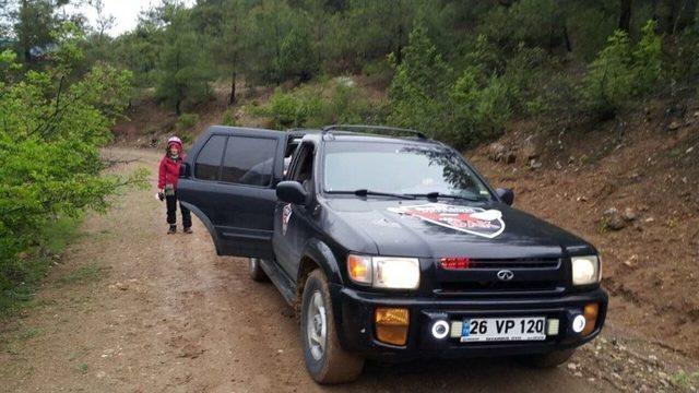 Dak Ekibi Mahsur Kalan Bisiklet&ccedil;ileri Kurtardı 1