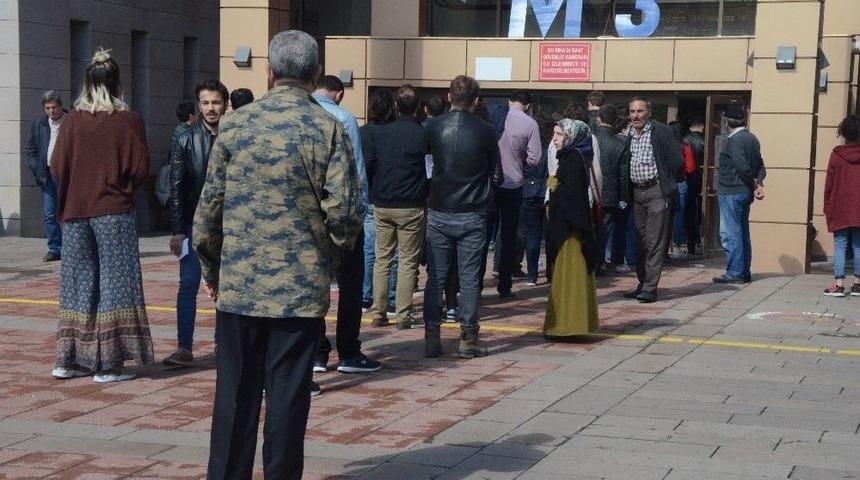 Ales&rsquo;de Son 15 Dakika Kuyruğu